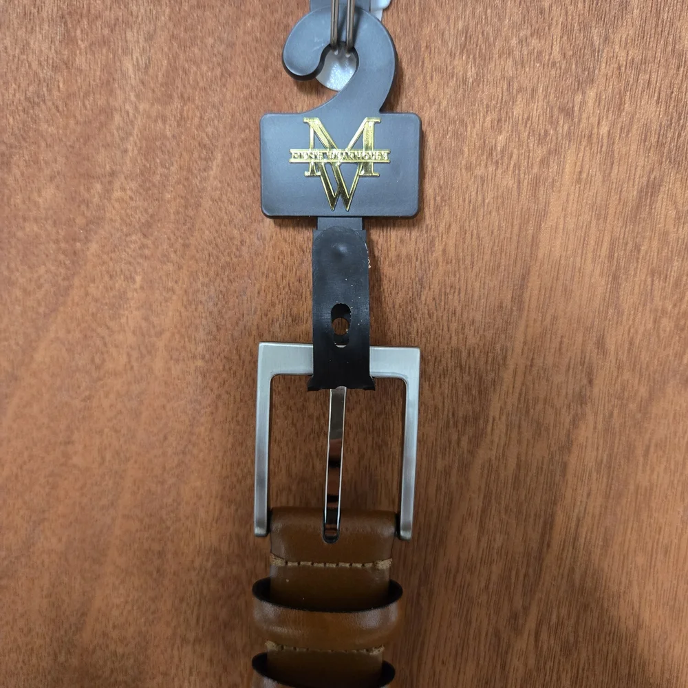 NWT size 30 Egara men's wearhouse Elegant brown Leather Belt for Men